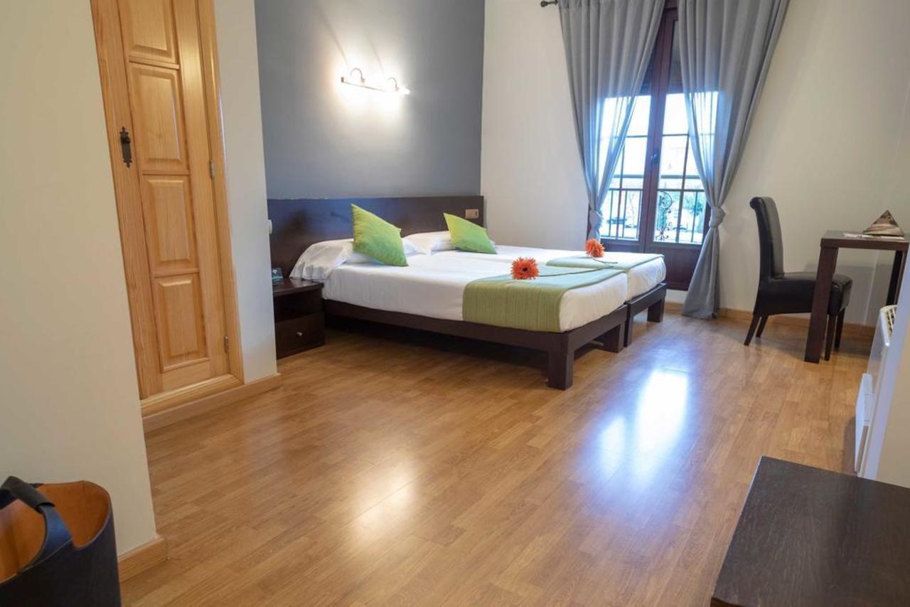 Hotel Alda טורדסיאס מראה חיצוני תמונה
