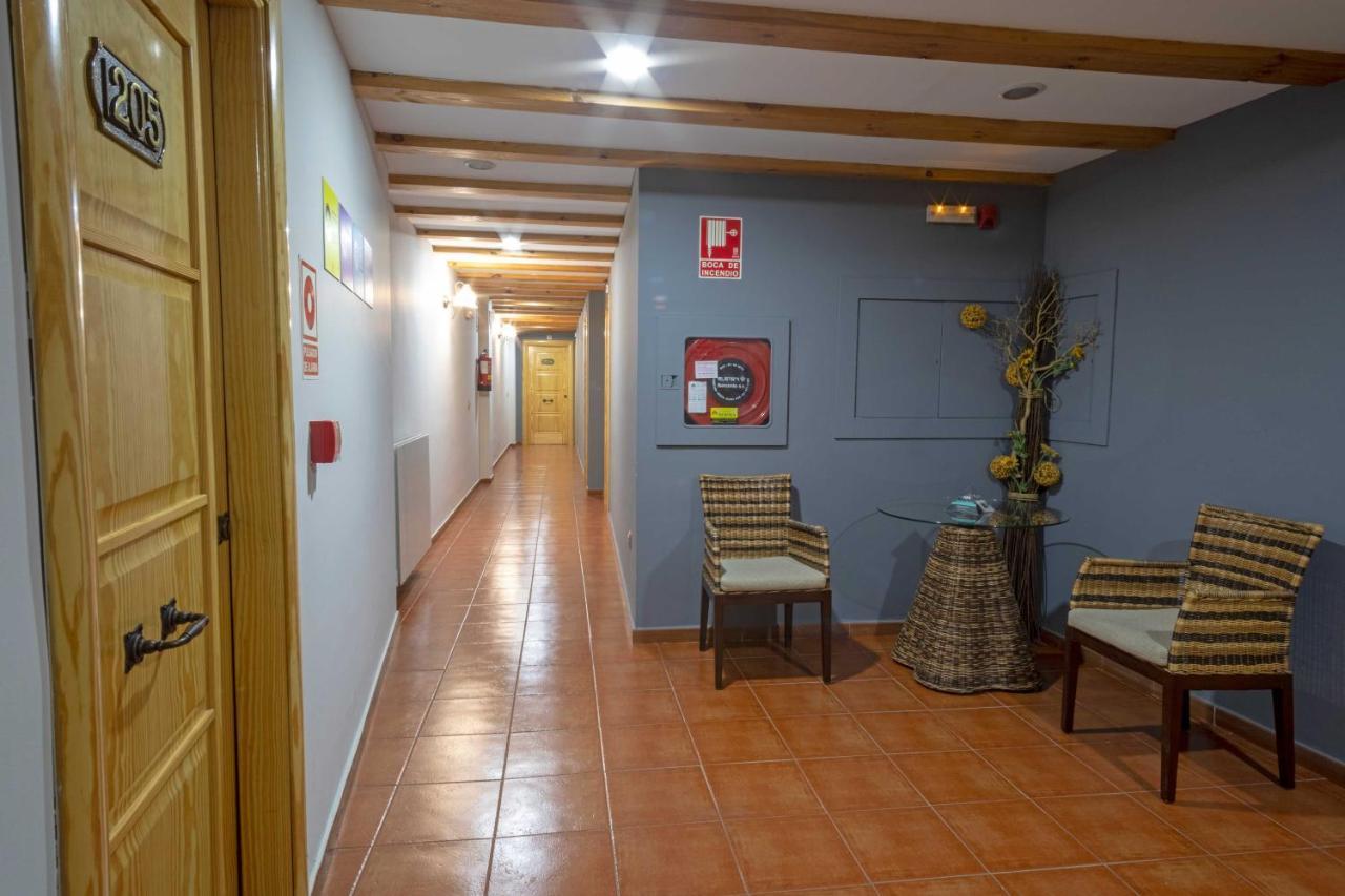 Hotel Alda טורדסיאס מראה חיצוני תמונה