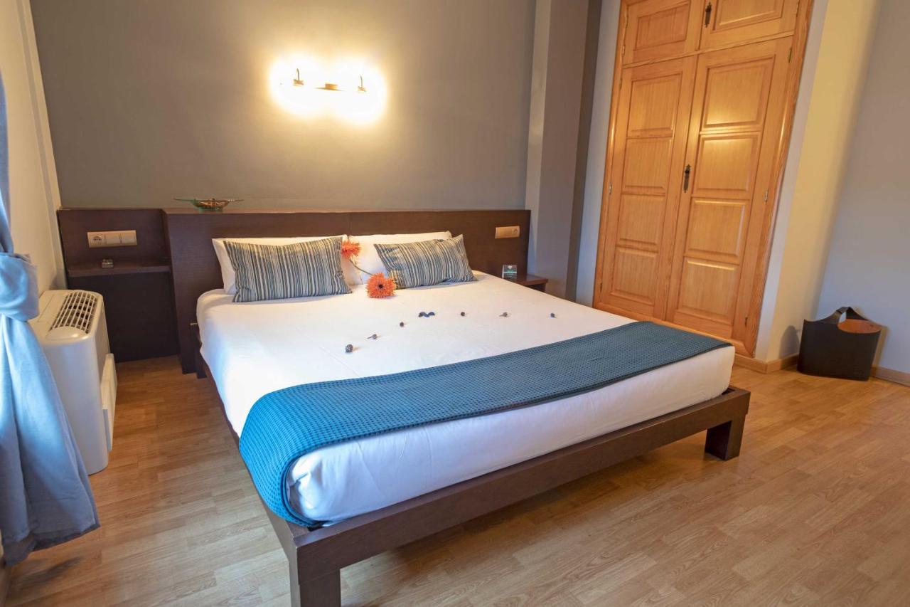 Hotel Alda טורדסיאס מראה חיצוני תמונה
