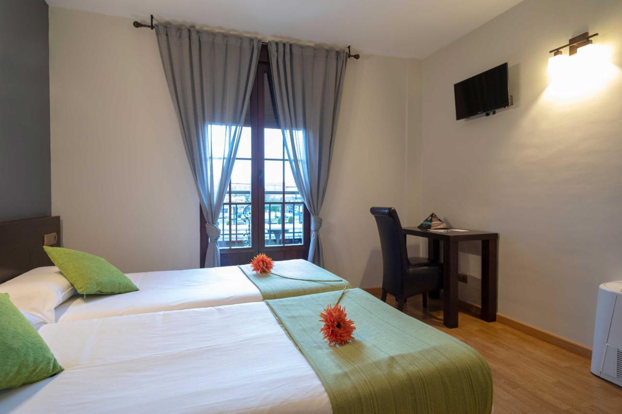 Hotel Alda טורדסיאס מראה חיצוני תמונה